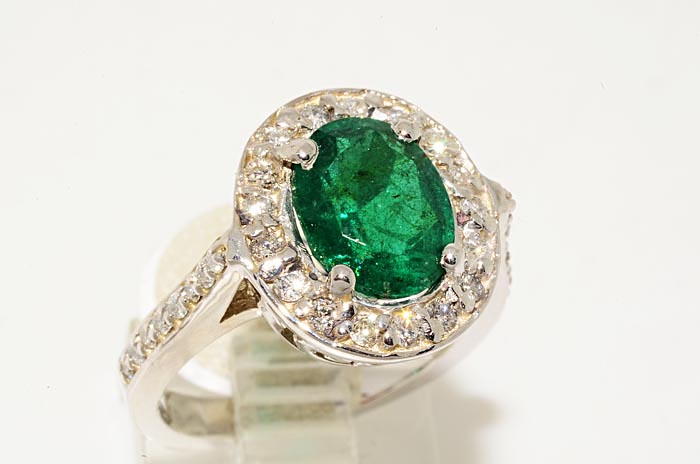 5000 2.99CT OVAL CUT EMERALD & DIAMOND RING SIZE 5.75  