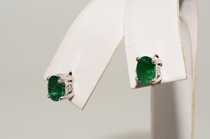 20CT OVAL CUT EMERALD STUD EARRINGS GORGEOUS  