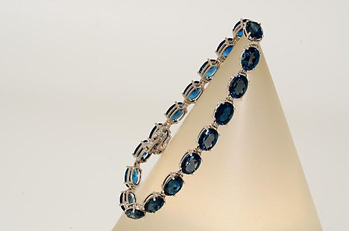 22.00CT OVAL CUT LONDON BLUE TOPAZ TENNIS BRACELET GORGEOUS  