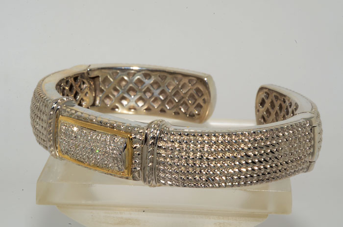 35CT ROUND CUT DIAMOND CLUSTER CUFF BANGLE WONDERFUL  