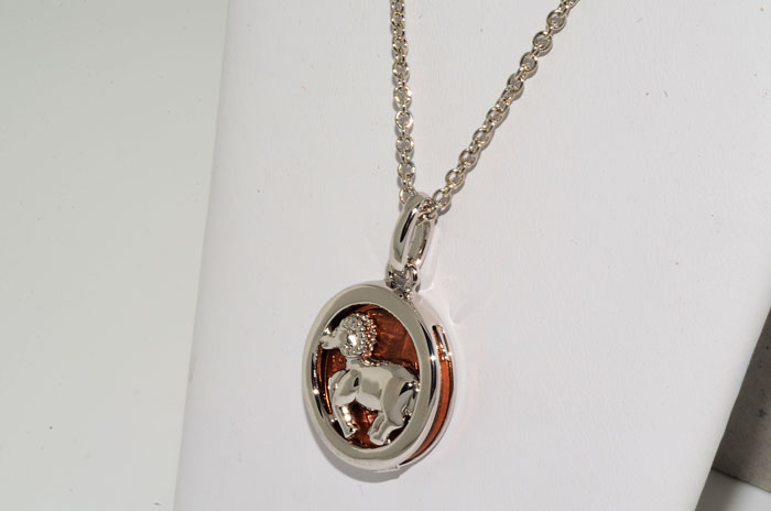 RAM CIRCULAR DESIGN NECKLACE WITH PENNY INSIDE WONDERFUL  