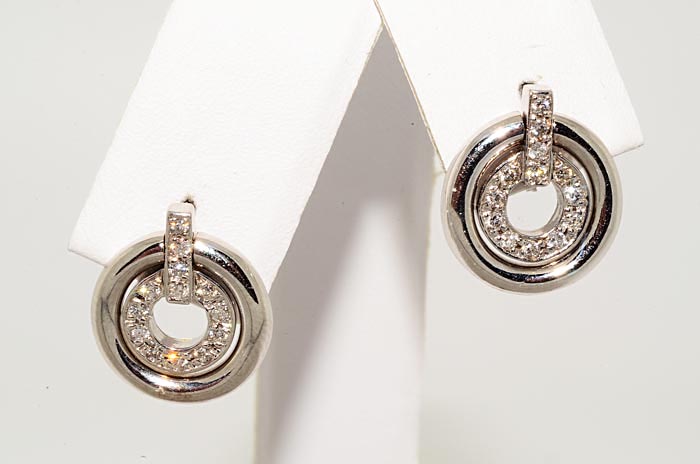 25CT ROUND CUT DIAMOND CIRCULAR DESIGN EARRINGS  