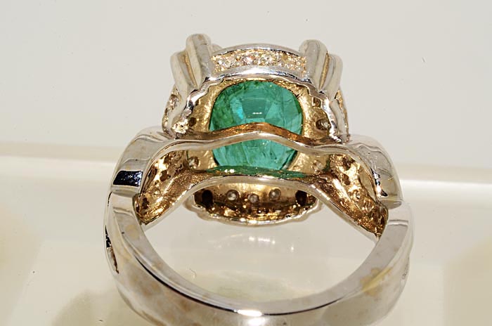 4000 3.57CT OVAL CUT EMERALD & DIAMOND RING SIZE 7  